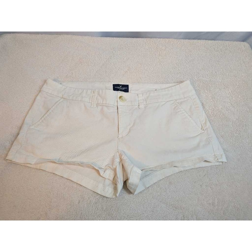 American Eagle Outfitters Women's Size 10 White Stretch Shortie Shorts